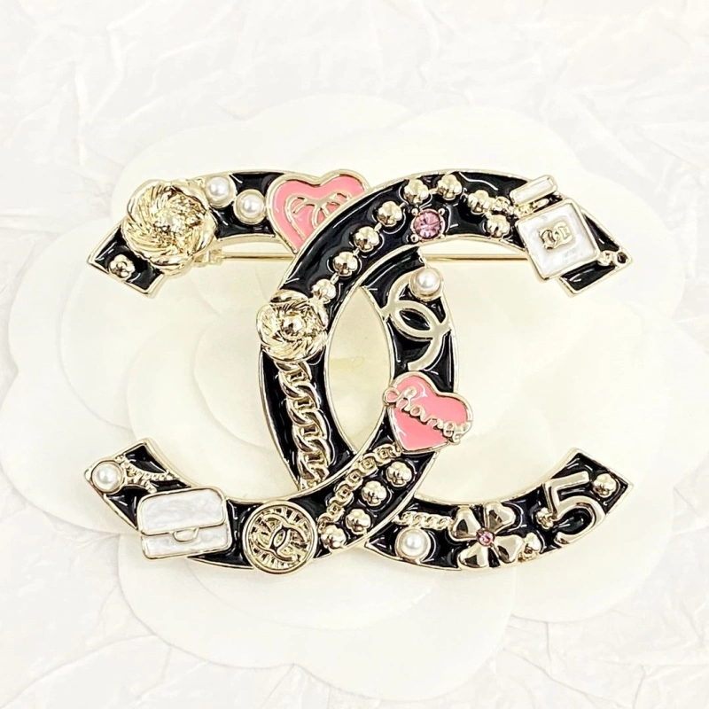 Bold Chxnxl Brooches 289312