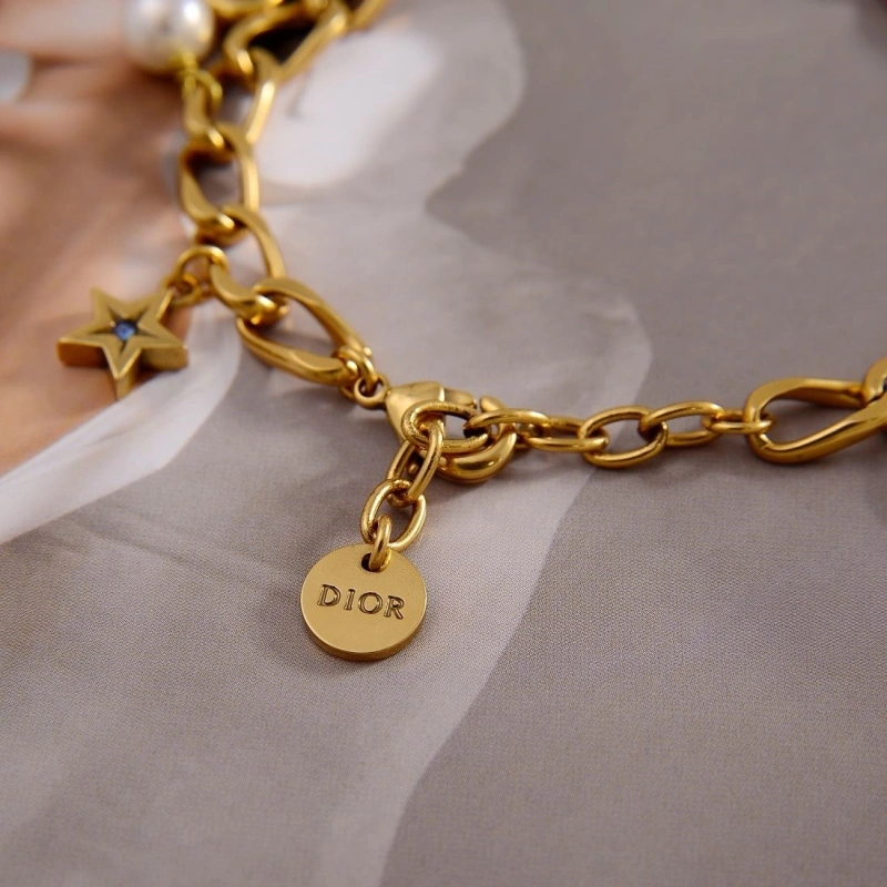 Christian Dxxr Necklaces Practical 294738