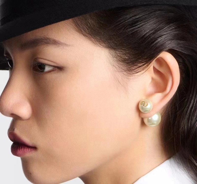 Resilient Christian Dxxr Earrings 294928