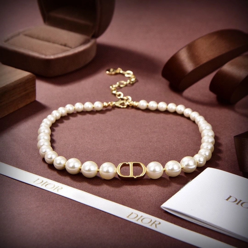 Modern Christian Dxxr Necklaces 294730