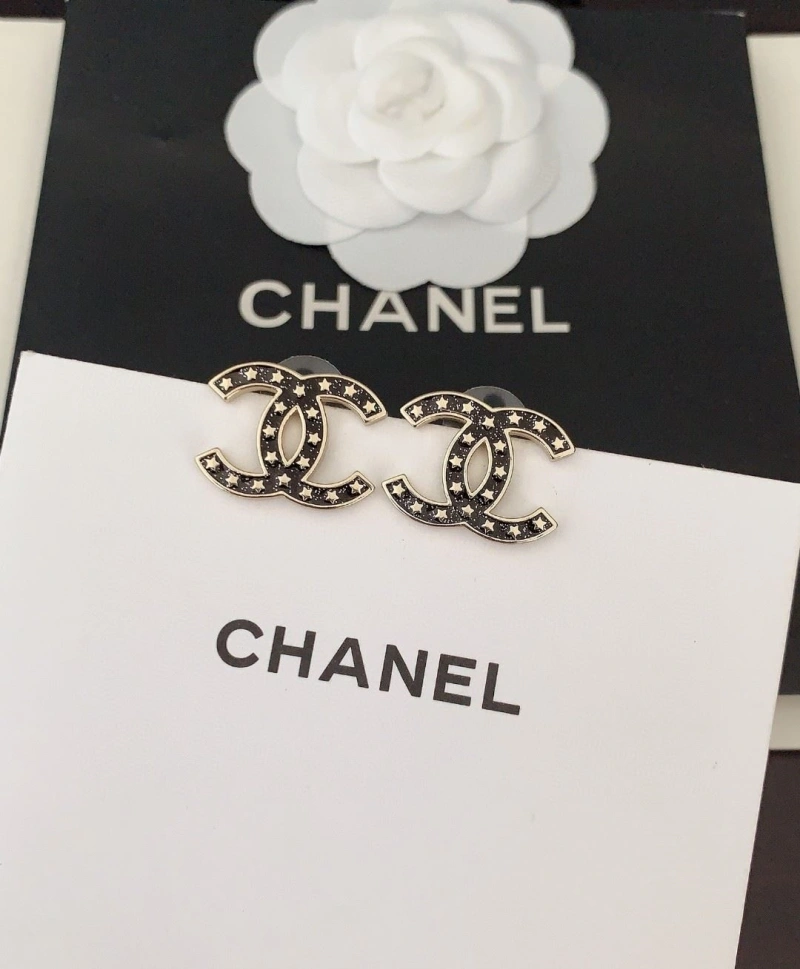 Lightweight Chxnxl Earrings 289035