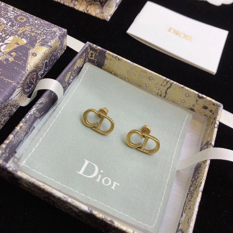 Refined Christian Dxxr Earrings 294919