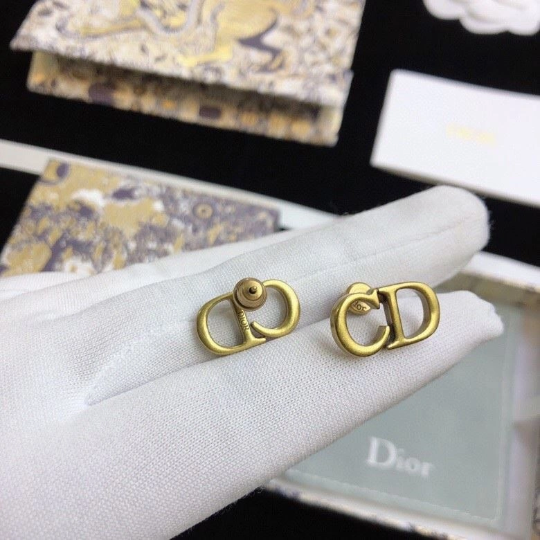 Refined Christian Dxxr Earrings 294919