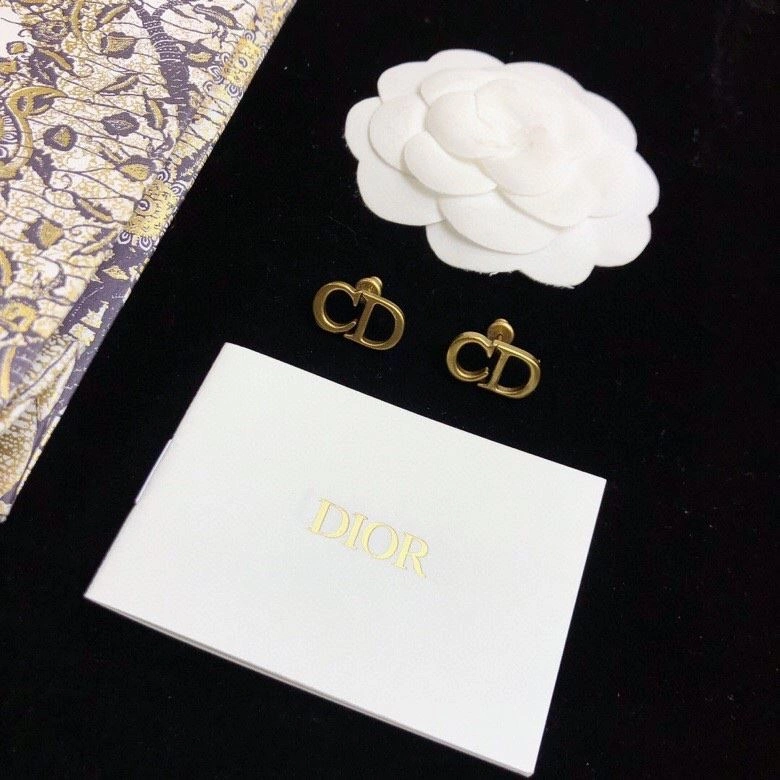 Refined Christian Dxxr Earrings 294919