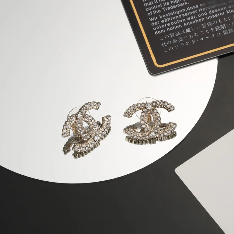 Breathable Chxnxl Earrings 289033