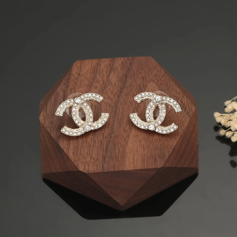 Breathable Chxnxl Earrings 289033