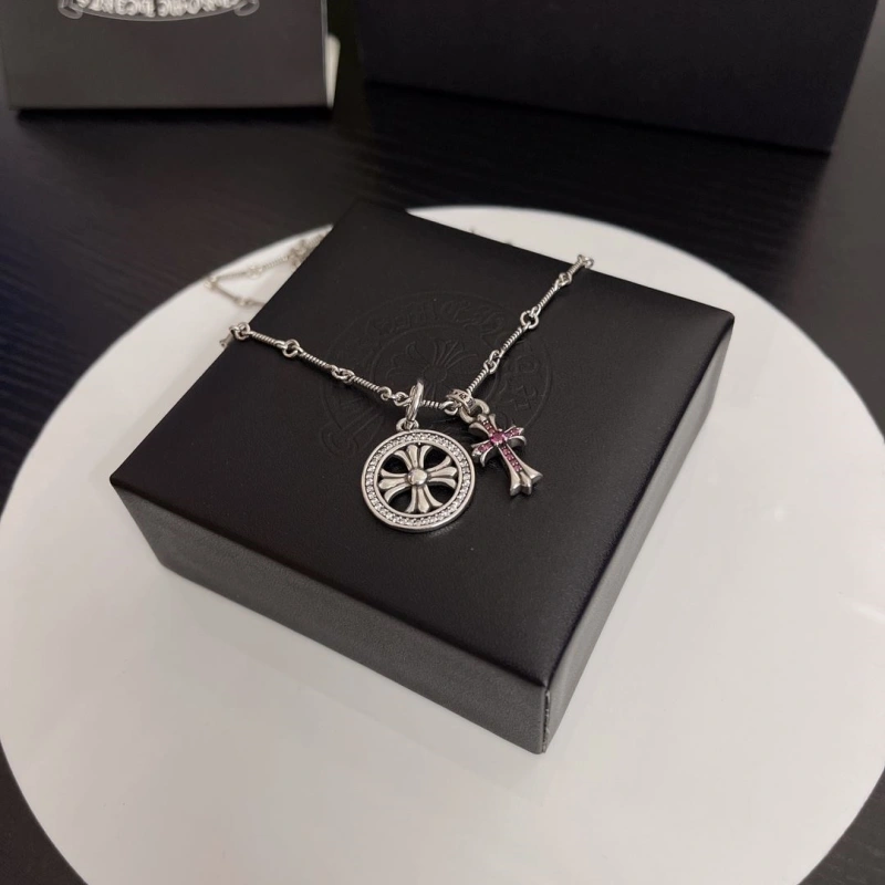 Comfortable Chrxmx Hxxrts Necklaces 299779