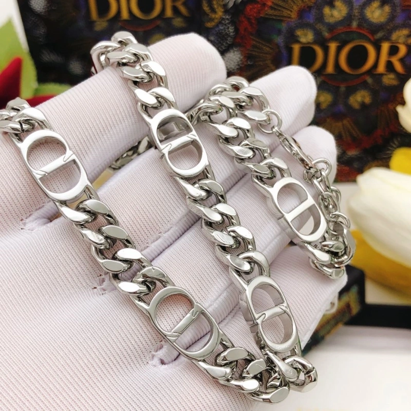 Christian Dxxr Necklaces Timeless 294742