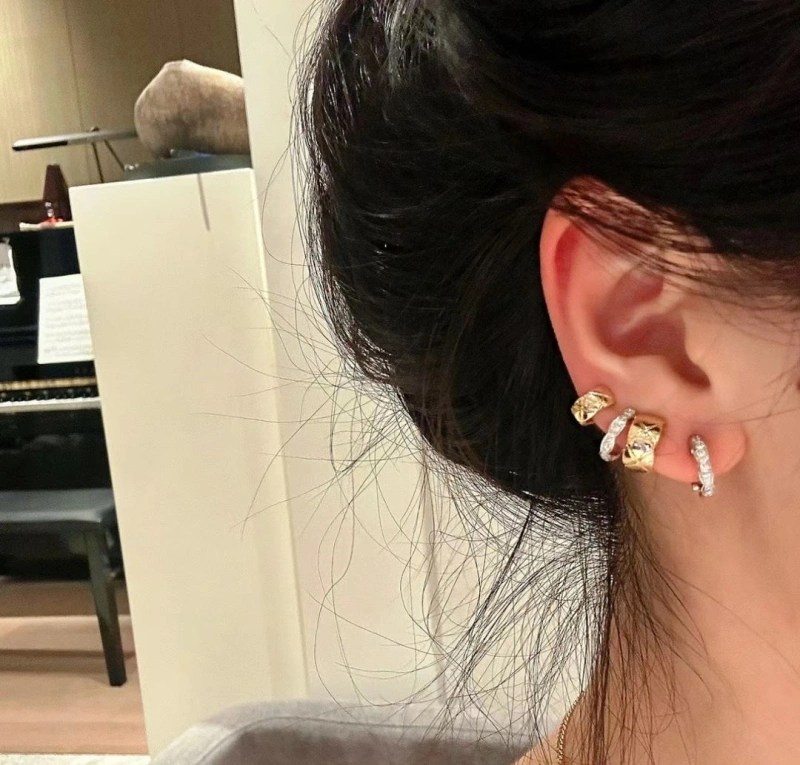 NewStyle Chxnxl Earrings 289026