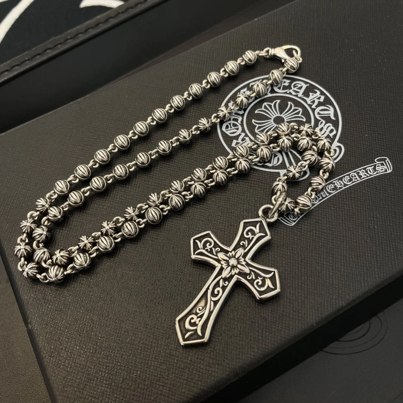 Vibrant Chrxmx Hxxrts Necklaces 299774