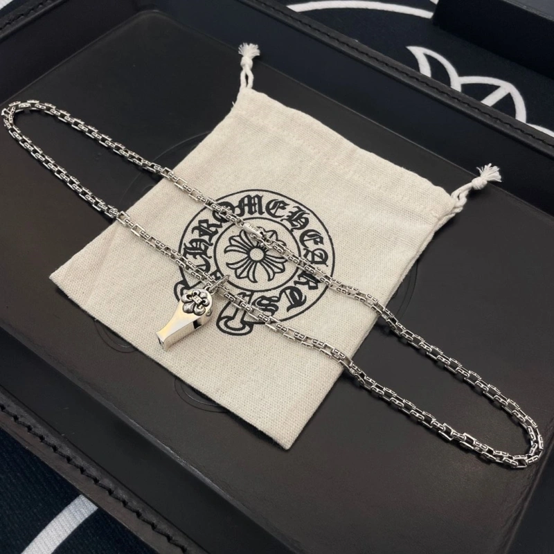 WellDesigned Chrxmx Hxxrts Necklaces 299773