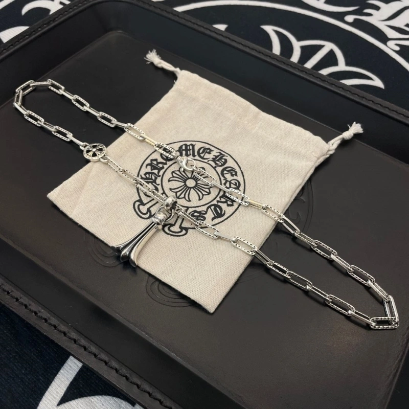 Chrxmx Hxxrts Necklaces AllSeason 299765