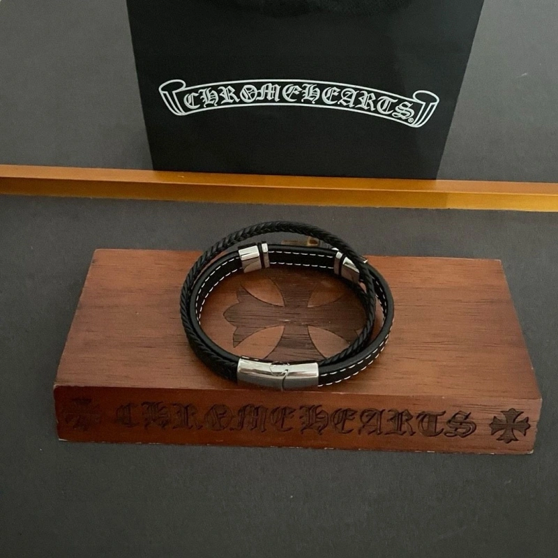 Lightweight Chrxmx Hxxrts Bracelets 300203