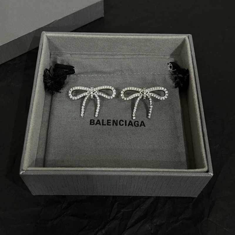 ModernLook Christian Dxxr Earrings 294916