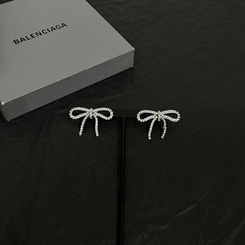 ModernLook Christian Dxxr Earrings 294916