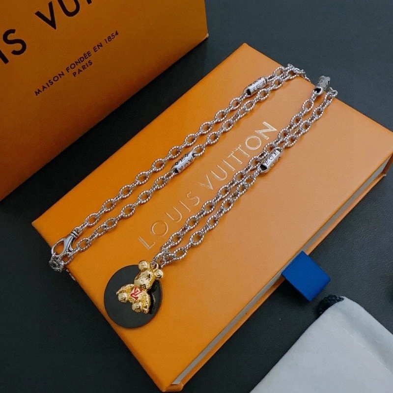 Sophisticated LX Necklaces 310833