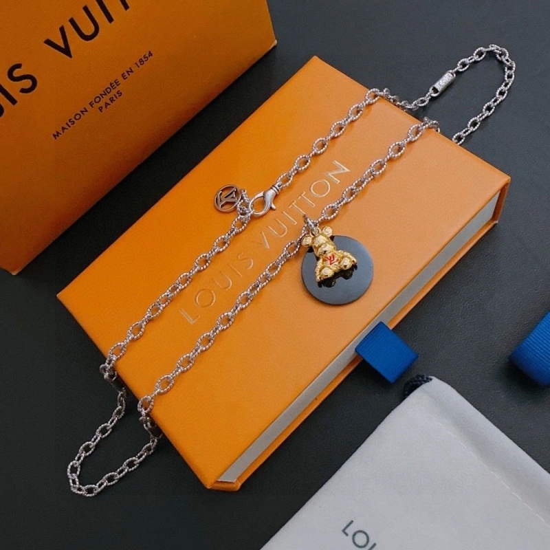 Sophisticated LX Necklaces 310833