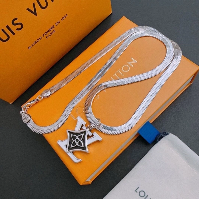 LX Necklaces EyeCatching 310829