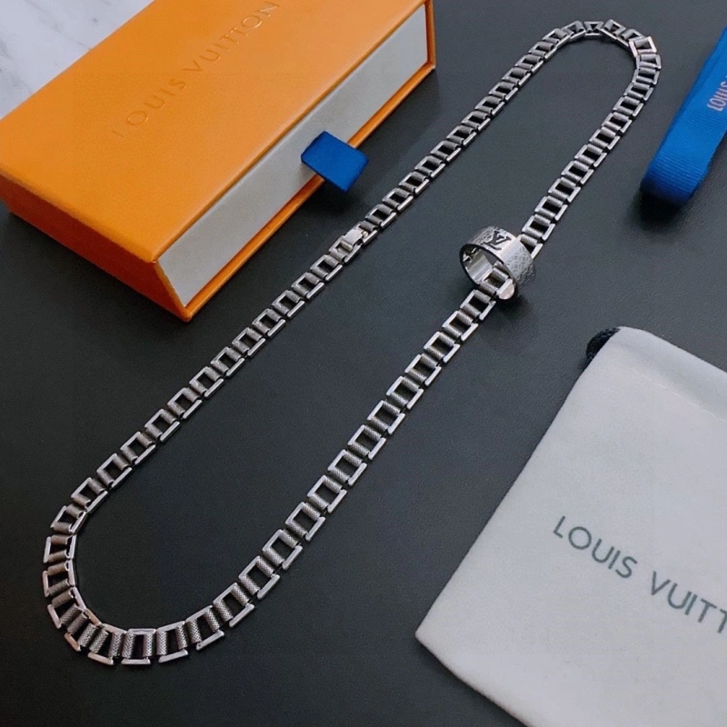Sleek LX Necklaces 310841