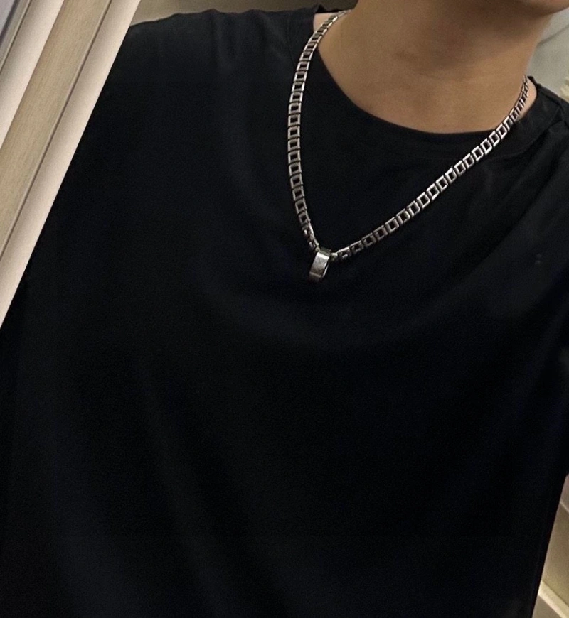 Sleek LX Necklaces 310841