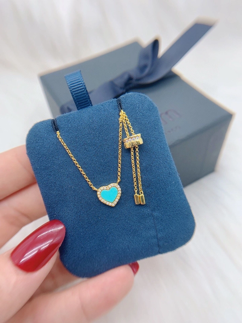 Comfortable Axm Necklaces 281588