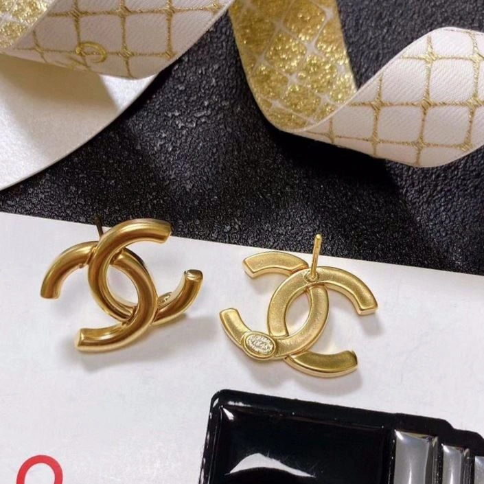 WellDesigned Chxnxl Earrings 289025