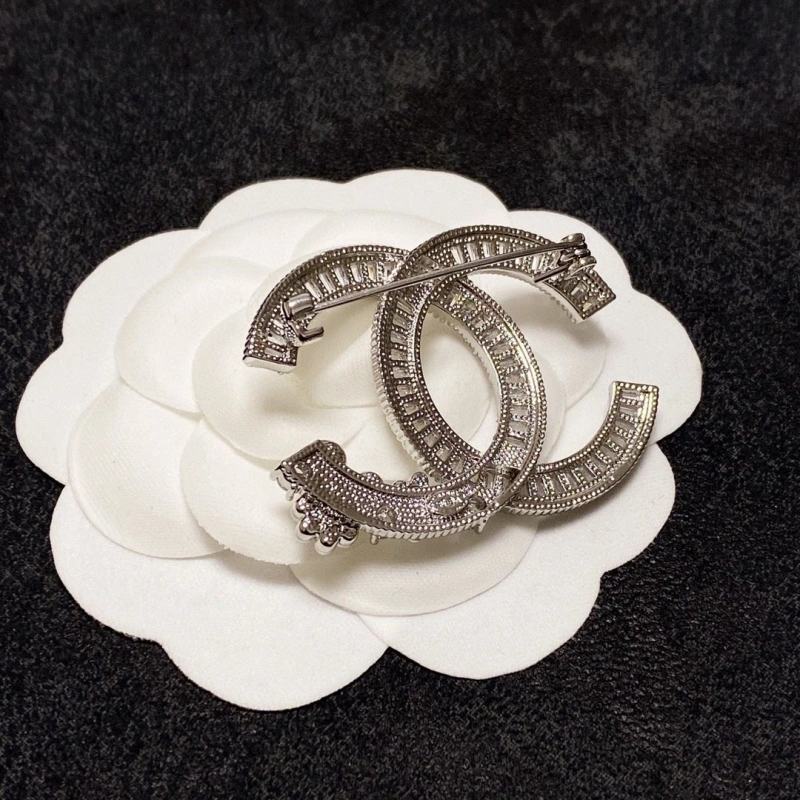 Chxnxl Brooches WellDesigned 289297