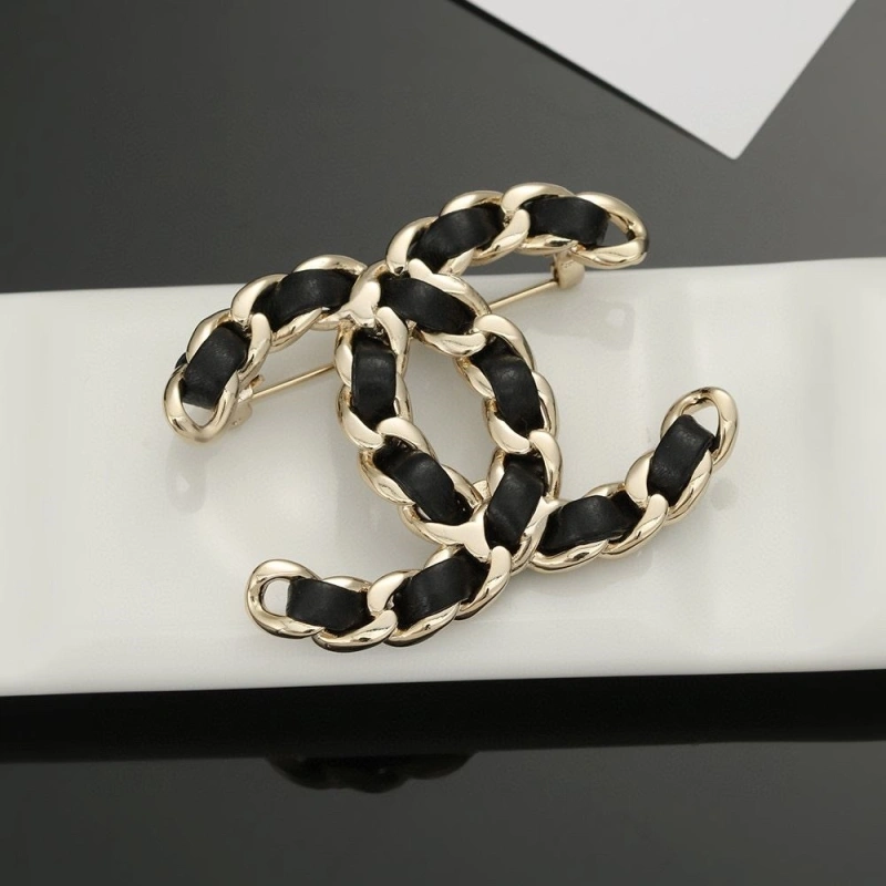 Resilient Chxnxl Brooches 289292