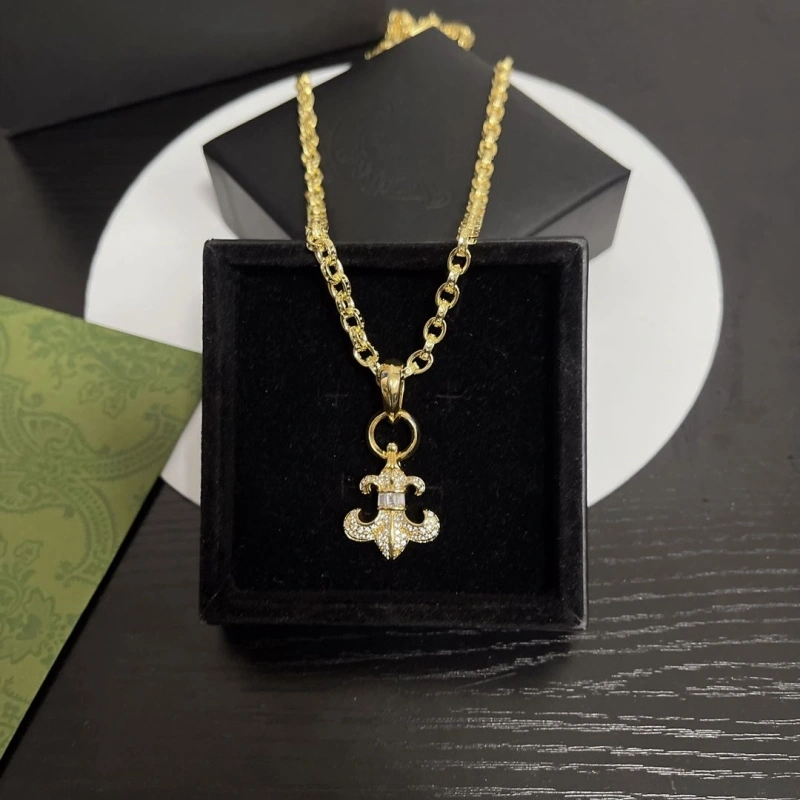 GoAnywhere Chrxmx Hxxrts Necklaces 299743