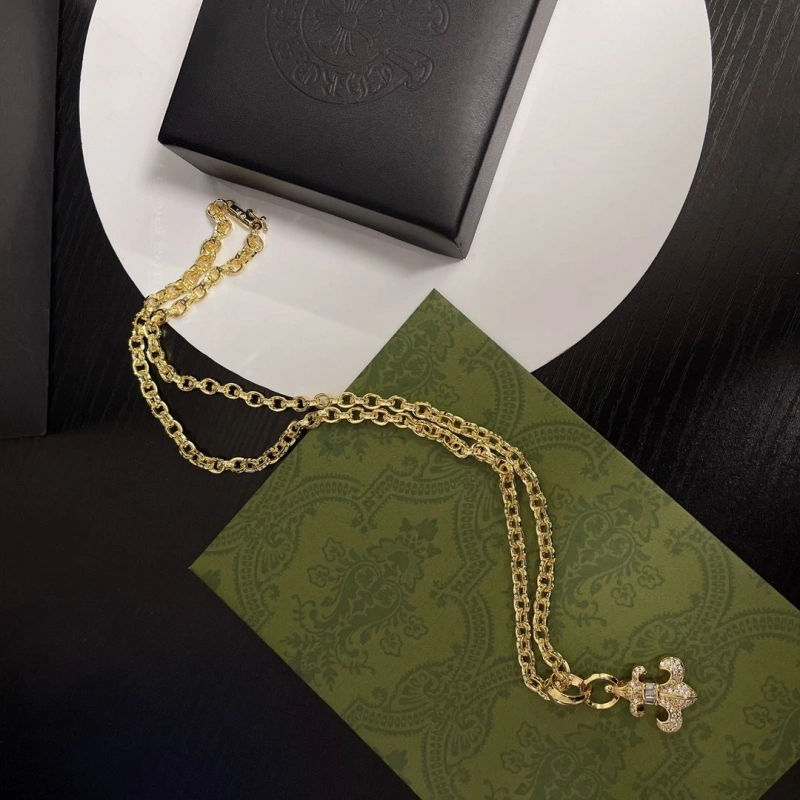 GoAnywhere Chrxmx Hxxrts Necklaces 299743