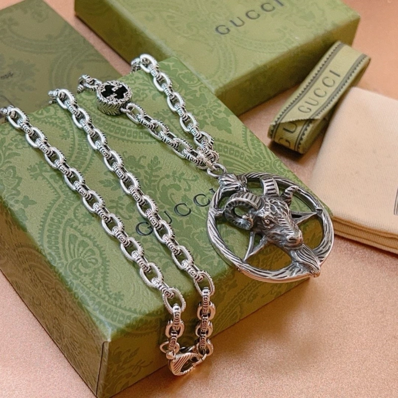 Fashionable Gxccx Necklaces 305158