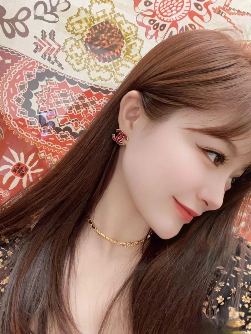 Sophisticated Chxnxl Earrings 289012