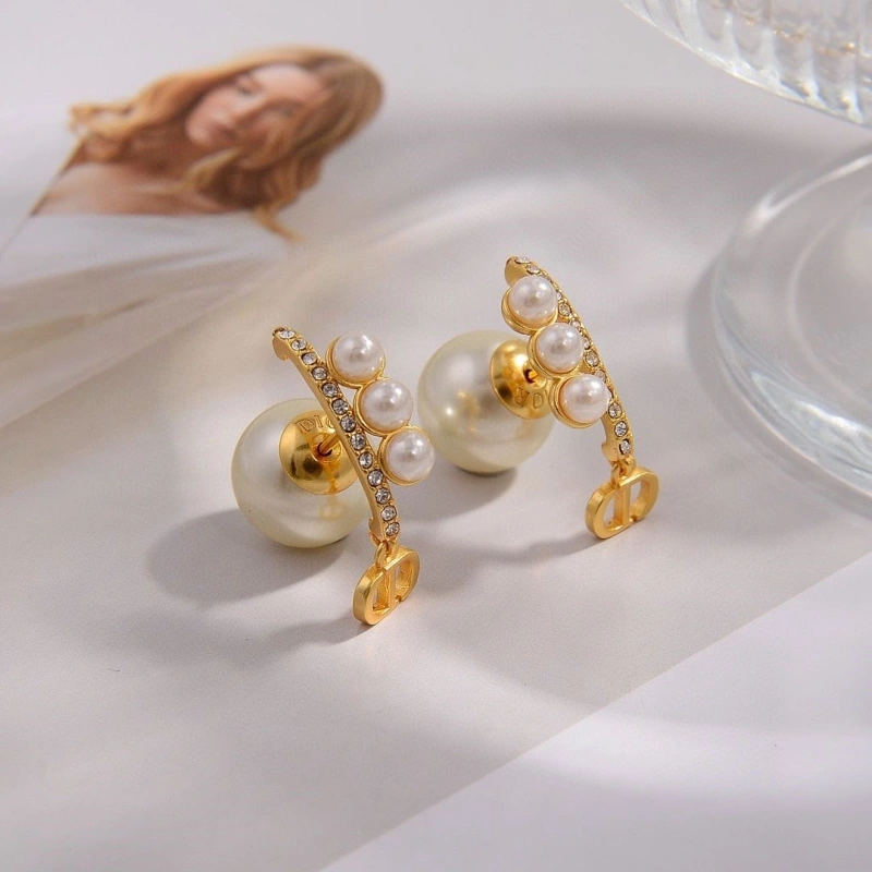 Christian Dxxr Earrings Trendy 294913