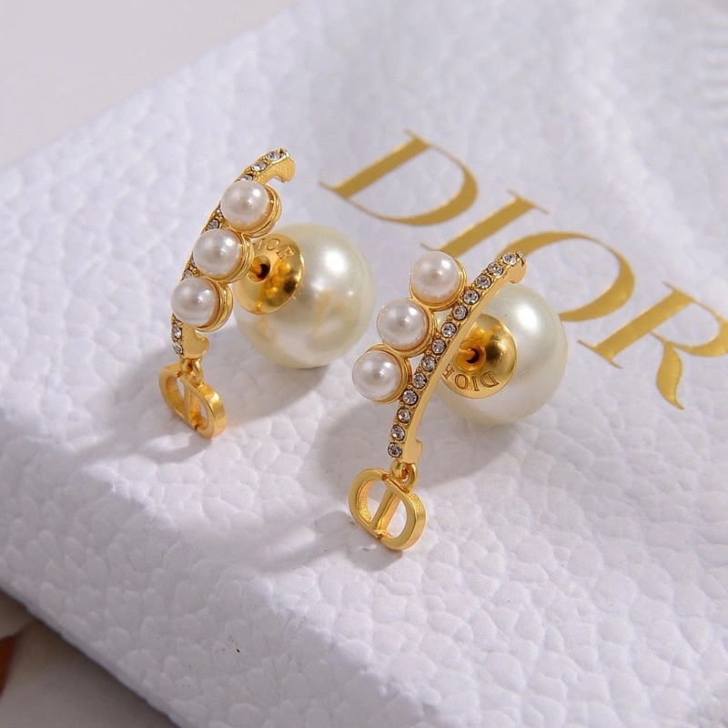 Christian Dxxr Earrings Trendy 294913