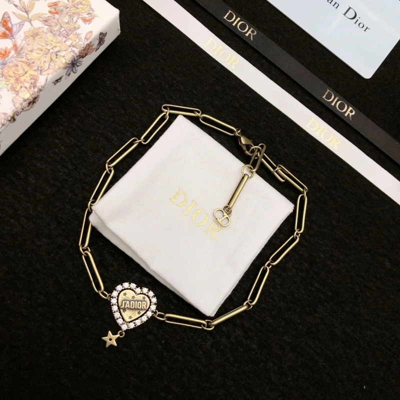 EasyMatch Christian Dxxr Necklaces 294725