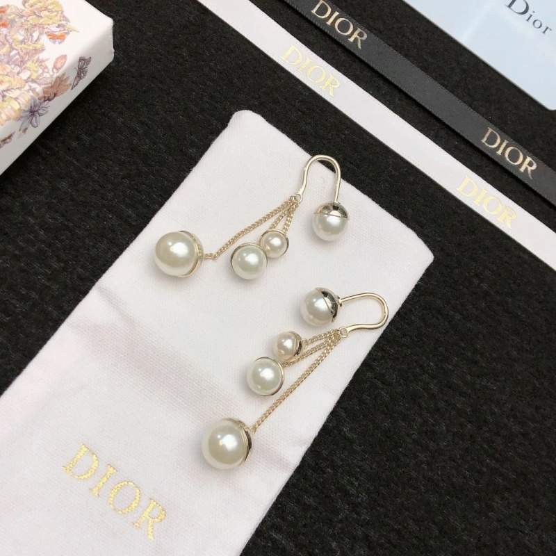 Sleek Christian Dxxr Earrings 294908