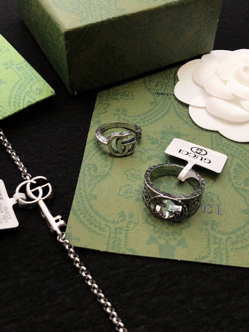 Reliable Gxccx Necklaces 305165