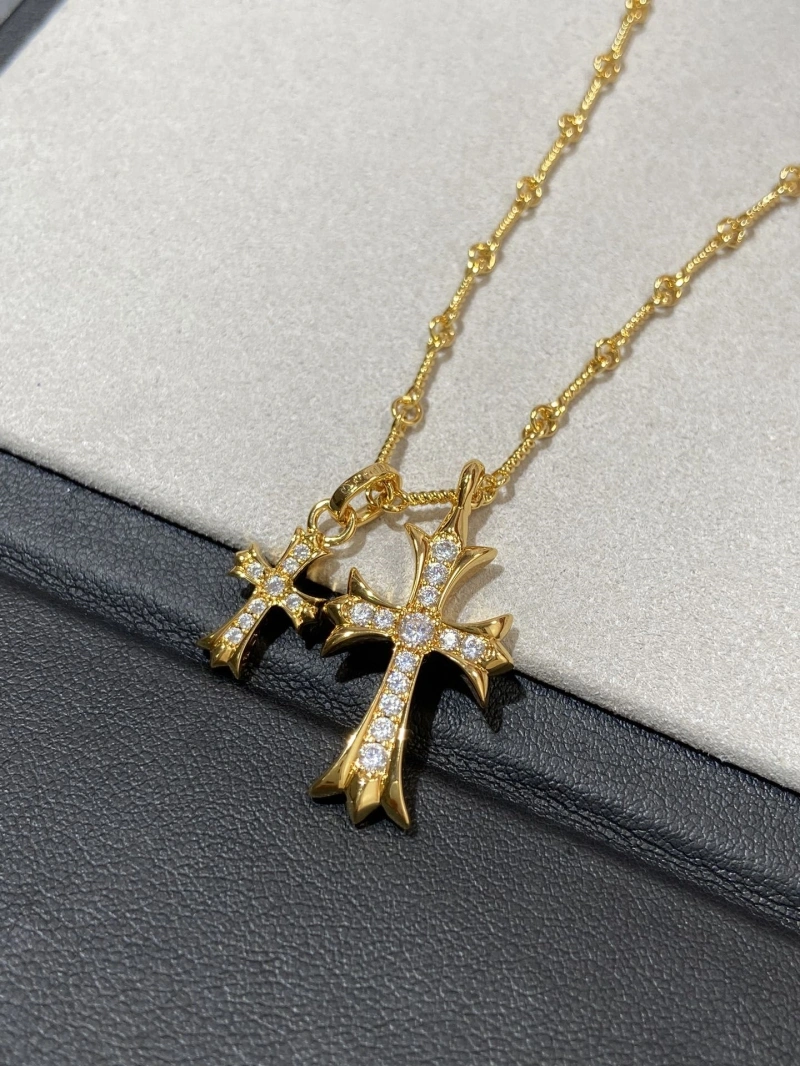 Lightweight Chrxmx Hxxrts Necklaces 299757