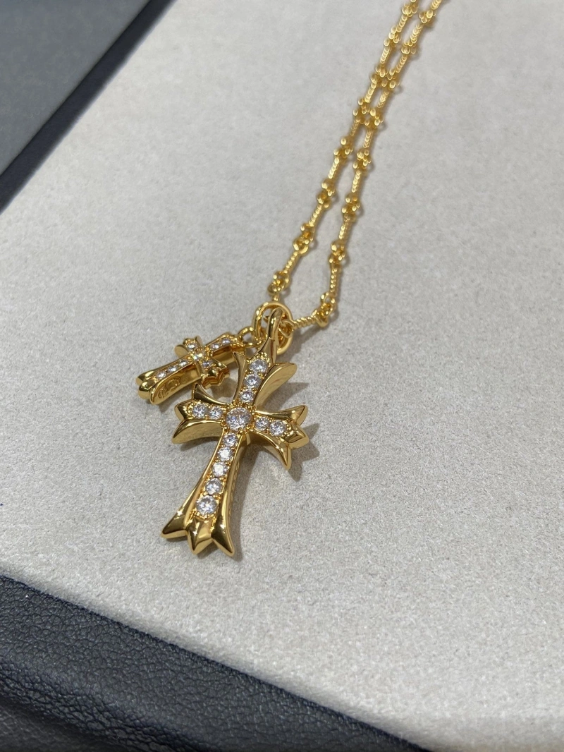 Lightweight Chrxmx Hxxrts Necklaces 299757