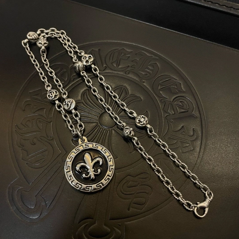 Classic Chrxmx Hxxrts Necklaces 299759