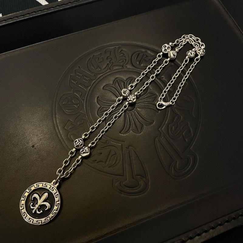 Classic Chrxmx Hxxrts Necklaces 299759