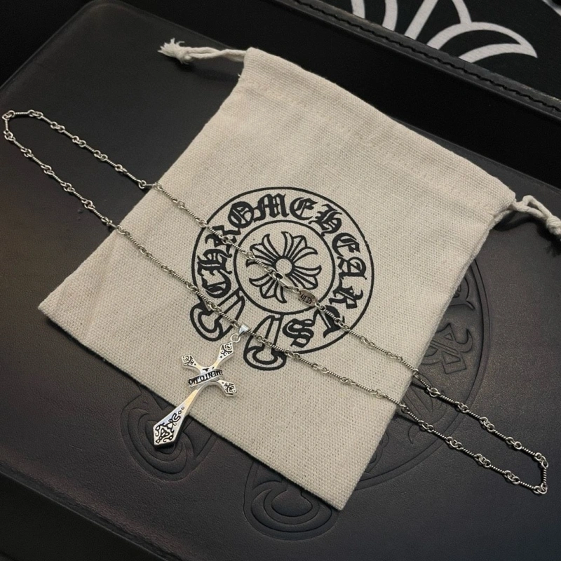 Sleek Chrxmx Hxxrts Necklaces 299748