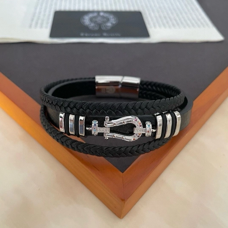 Fashionable Chrxmx Hxxrts Bracelets 300178