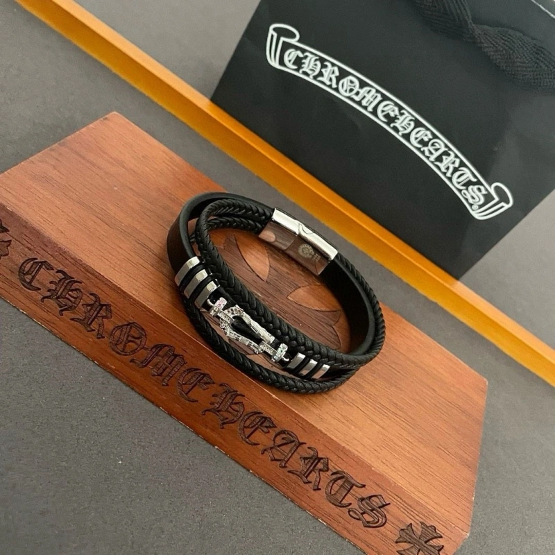Fashionable Chrxmx Hxxrts Bracelets 300178