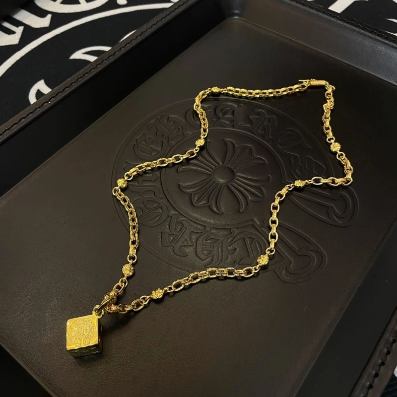 GoodFit Chrxmx Hxxrts Necklaces 299737