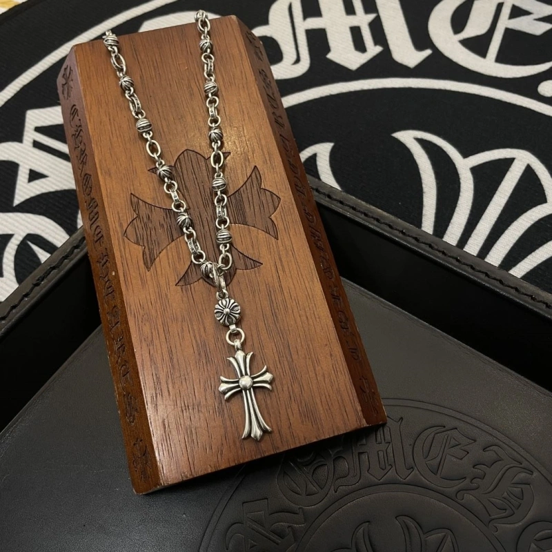 Durable Chrxmx Hxxrts Necklaces 299732