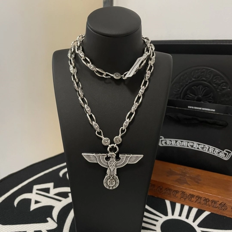 Compact Chrxmx Hxxrts Necklaces 299728