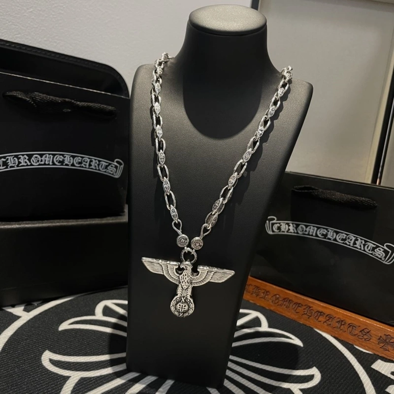 Compact Chrxmx Hxxrts Necklaces 299728