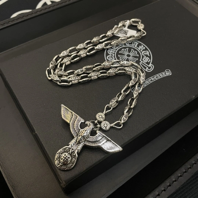 Compact Chrxmx Hxxrts Necklaces 299728
