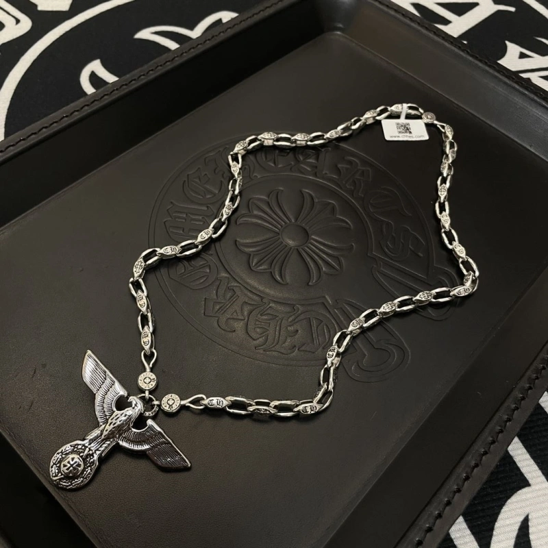 Compact Chrxmx Hxxrts Necklaces 299728